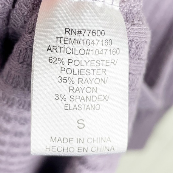 Chaser Lilac Purple Waffle Knit Thermal Button Cuff Long Sleeve Top Size Small - Picture 7 of 8